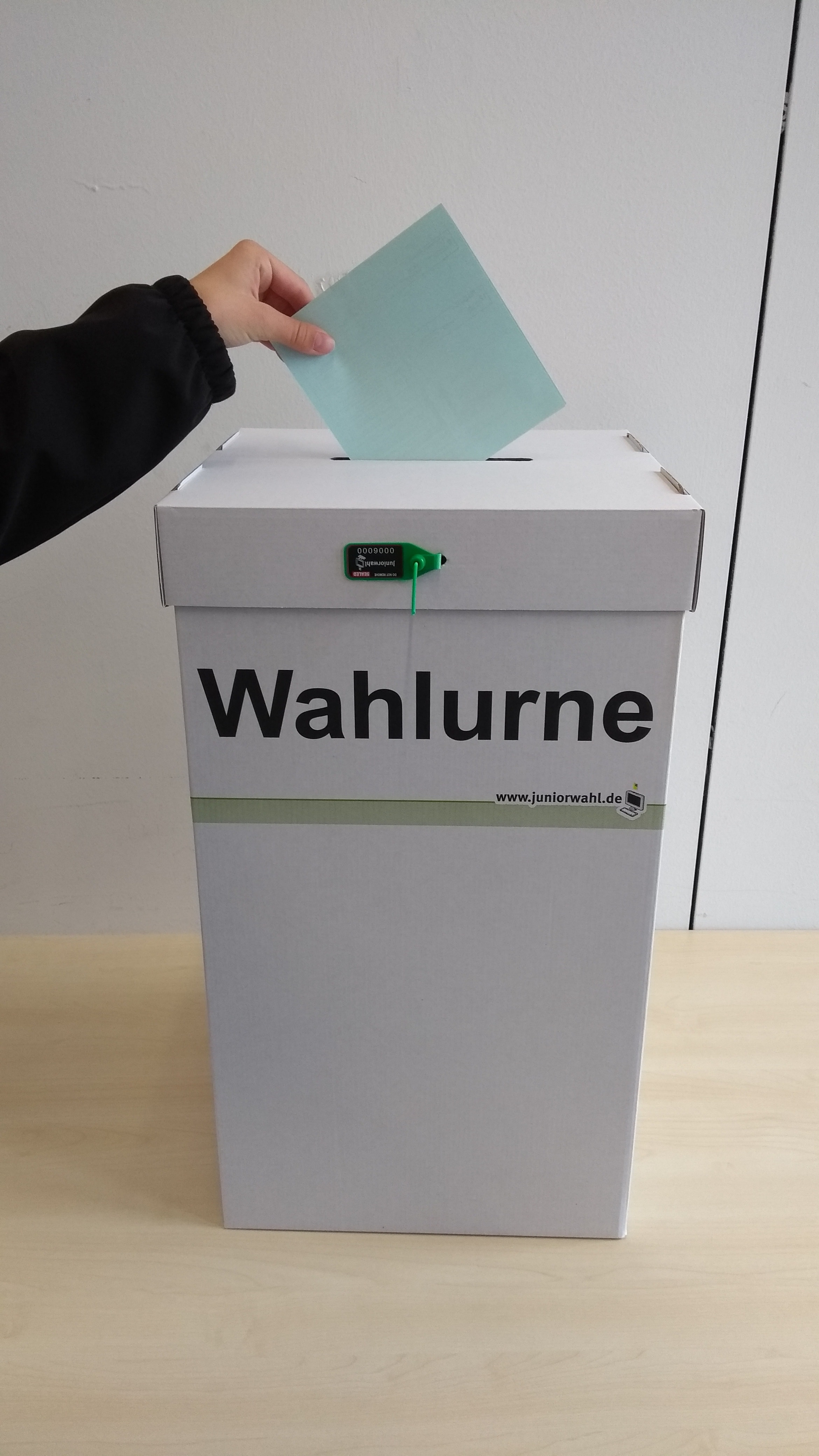 Wahlrurne2 min1